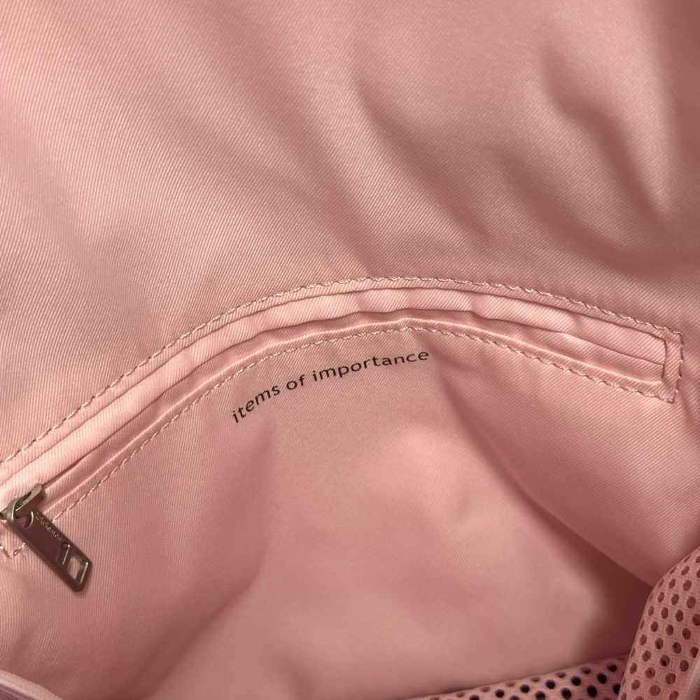 Lululemon Festival Bag (NWT) - Picture 10 of 12